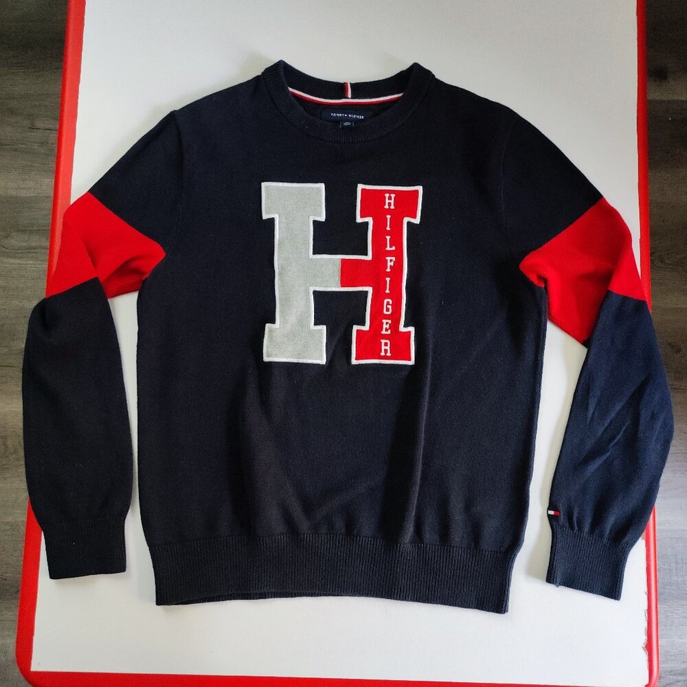 Tommy Hilfiger University style pullover men's size XS navy blue and red graphic